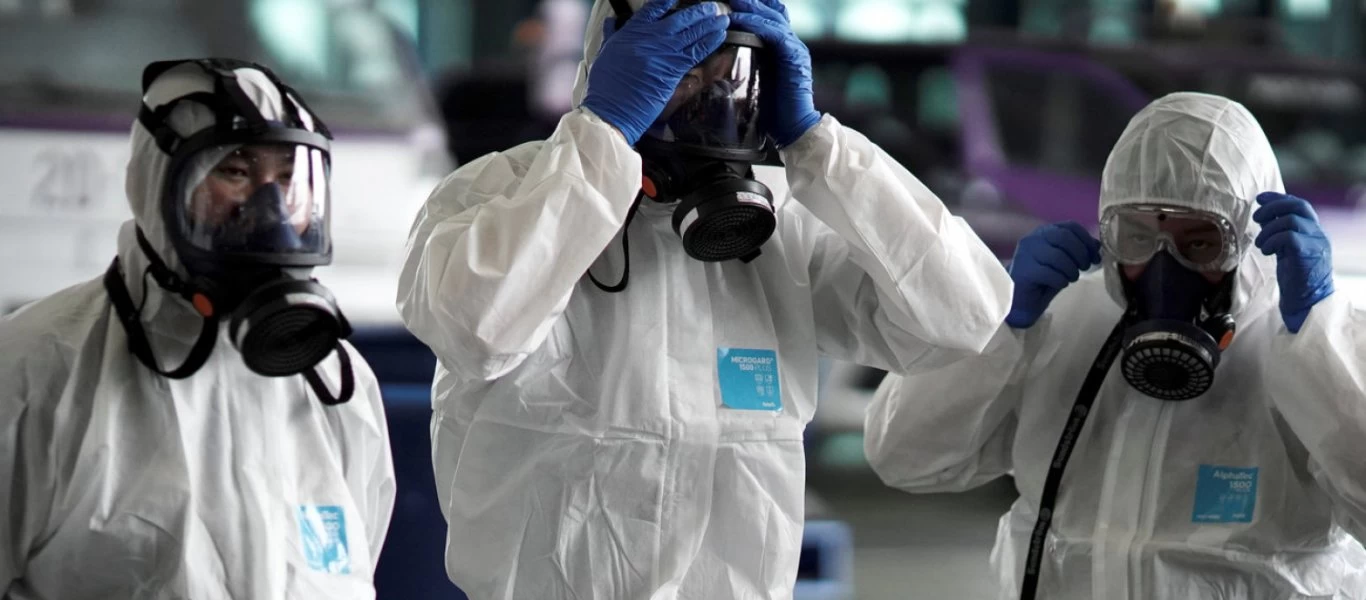 Η κυβέρνηση ετοιμάζει απαγόρευση κυκλοφορίας & περιπολίες σε ανοιχτούς χώρους